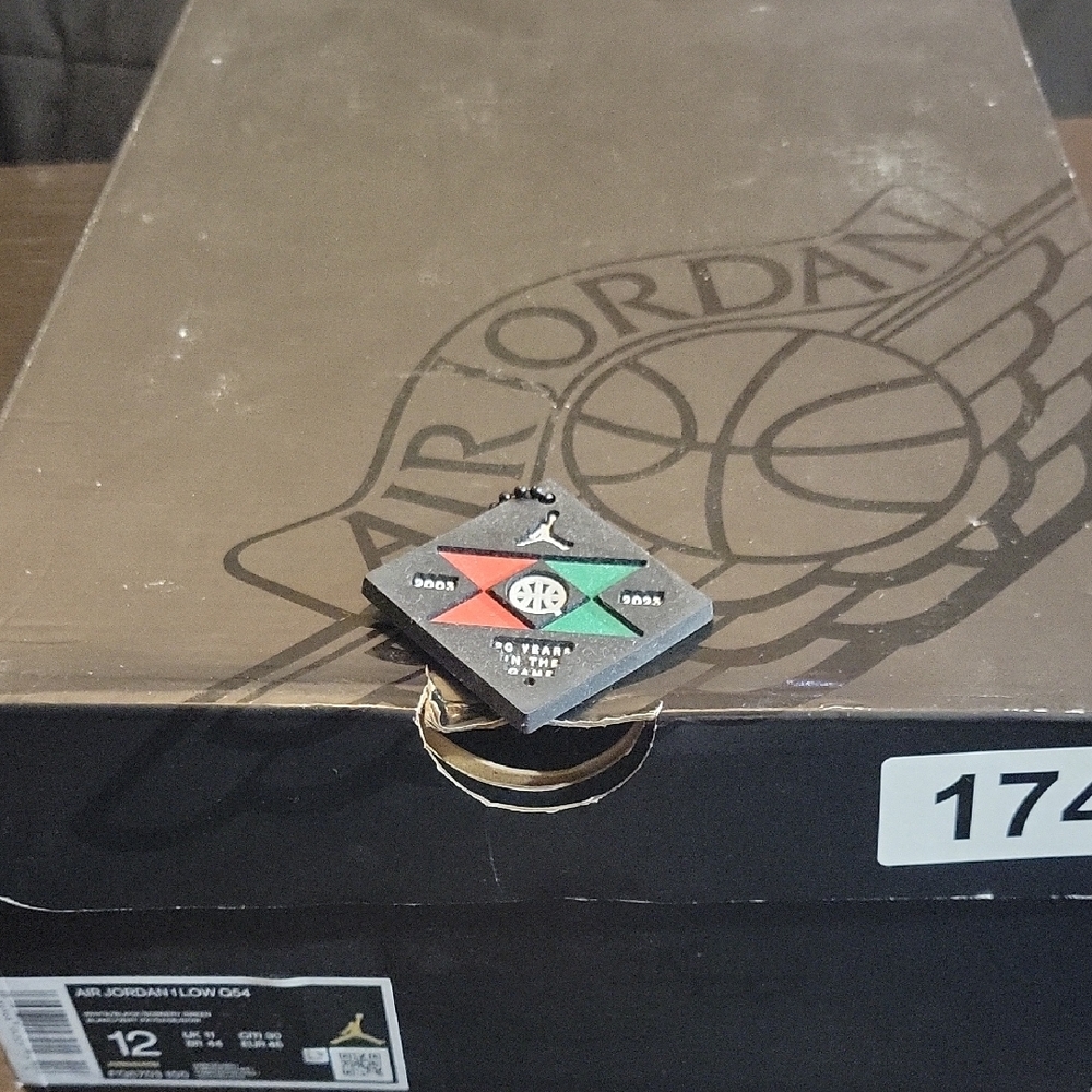 Air Jordan 1 Low "Quai 54" (2023) Mens 12 EUC W/Box & Hangtag - Picture 11 of 11